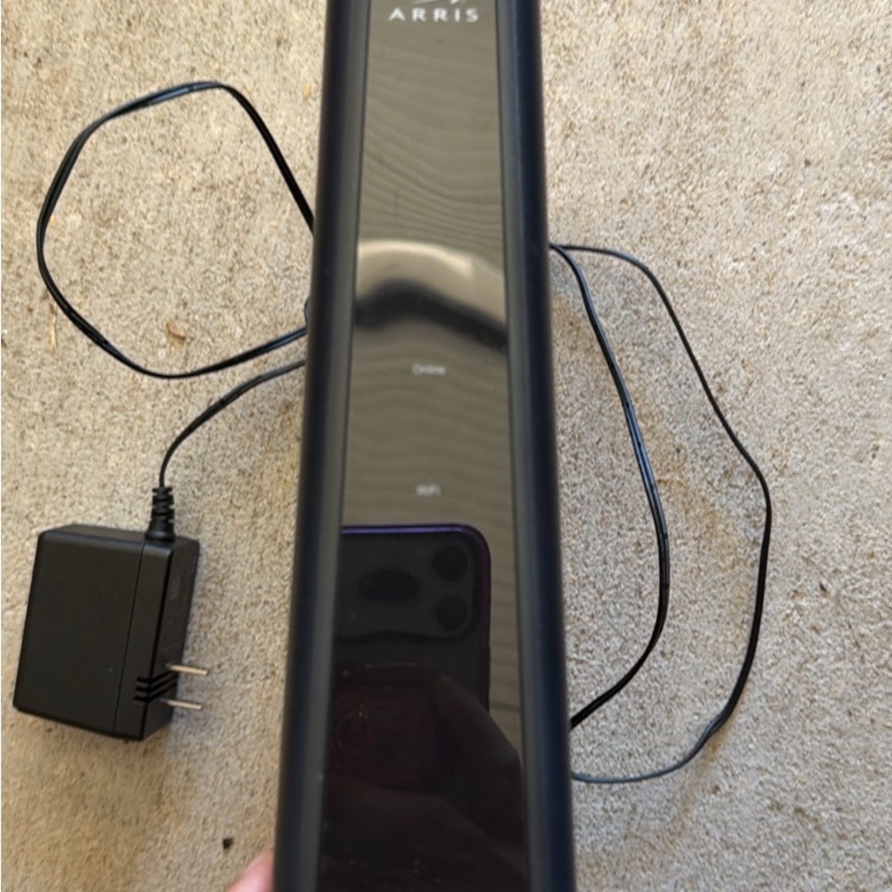 ARRIS Black Modem with Power Adapter